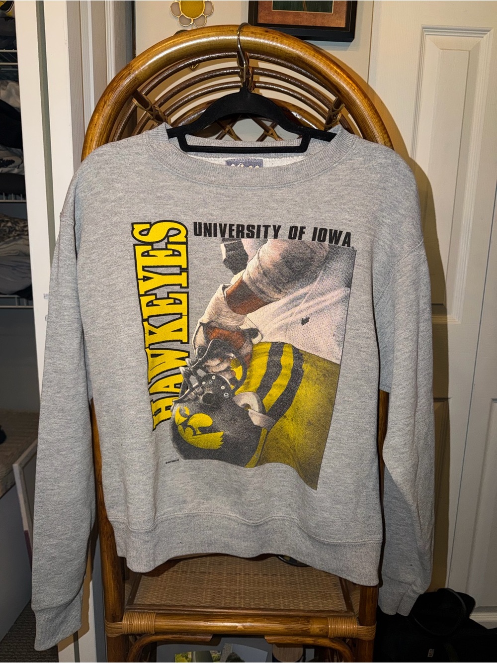 Vintage Lee Gray Crewneck Sweatshirt with Yellow & Black Graphic
